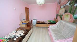 Гостиница Mini-Hotel Stariy Gorod Якутск Кровать в общем номере с 3 кроватями-3